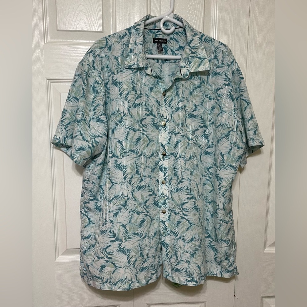 Van Heusen Green Casual Button Down Shirt with Tropical Flair